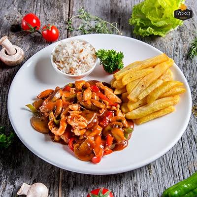 Barbekü Soslu Tavuk sunumu